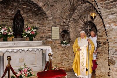 ALL INCLUSIVE Private Ephesus, The House of Mary, Sirince Village - Meryemana (House of Mary): pilgrimage story in the Aladag Mountains