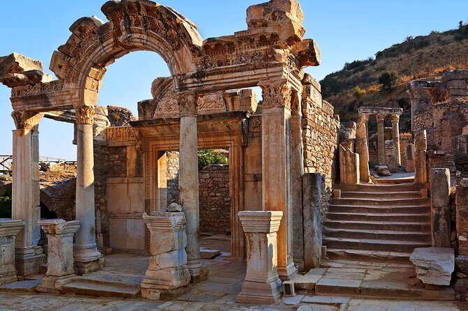 Ancient Ephesus and Pamukkale Tour from-to Kusadasi or Selcuk - Moving from Ephesus to Hierapolis & Pamukkale: a hard pivot from stone to water