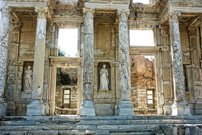 (Best of Ephesus) Private Ephesus & House Of Virgin Mary & LUNCH - Getting the Most Out of Your Photo Stops and Free Time