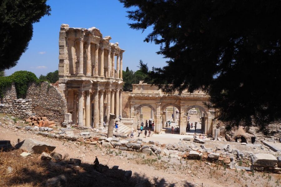 Ephesus: 4-Hour Guided Tour with Transfer from Kusadasi - Temple of Artemis: the stop that gives Ephesus its spiritual edge