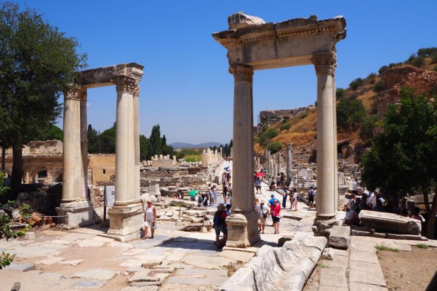 Ephesus: 4-Hour Guided Tour with Transfer from Kusadasi - Guided format: why “someone with a plan” changes everything