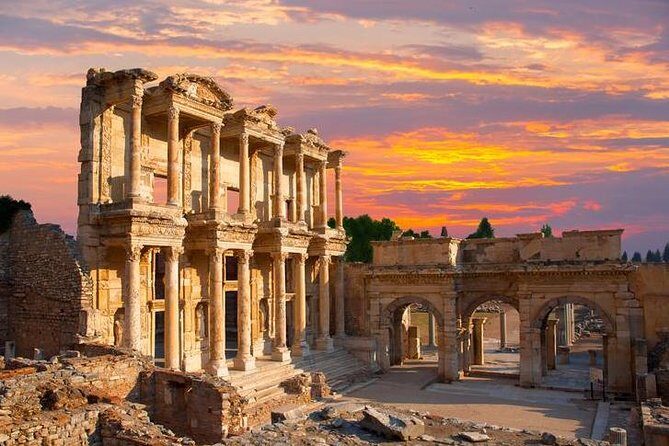 Ephesus and House of Virgin Mary From Kusadasi or Selcuk - Meryemana (House of the Virgin Mary): spiritual stop, queue reality