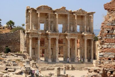 Ephesus Highlights Tour for Cruisers from Kuşadası Port - Entering the Ancient City of Ephesus: Celsus, Odeum, Theater