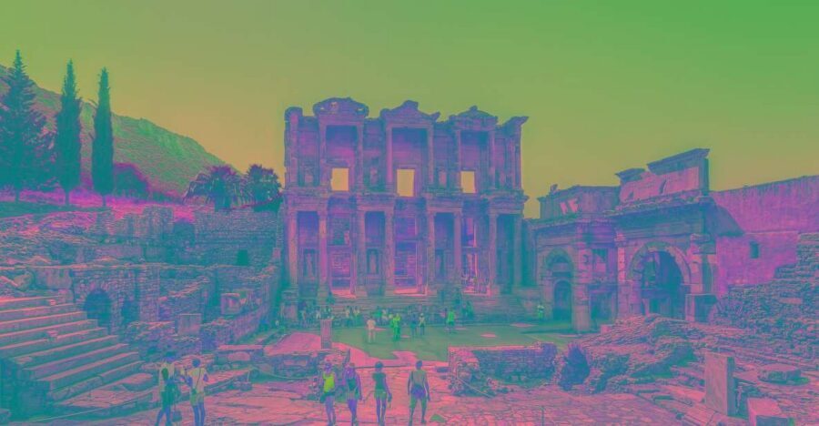 Ephesus: Local Tour Guide - Upper Gate Start: your easiest walk into Ephesus