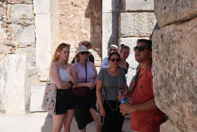 Ephesus Shore Excursion from Kusadasi Port with Guide - From Kusadasi Port Pickup to Ephesus: Comfort and Clock Management