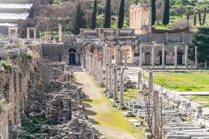 Ephesus Shore Excursion from Kusadasi Port with Guide - Temple of Artemis in 15 Minutes: The Seven Wonders Connection