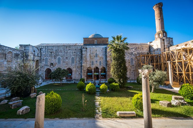 Ephesus Small Group Day Tour from Kusadasi - The Odeon and Hadrian’s Temple: entertainment plus imperial pride