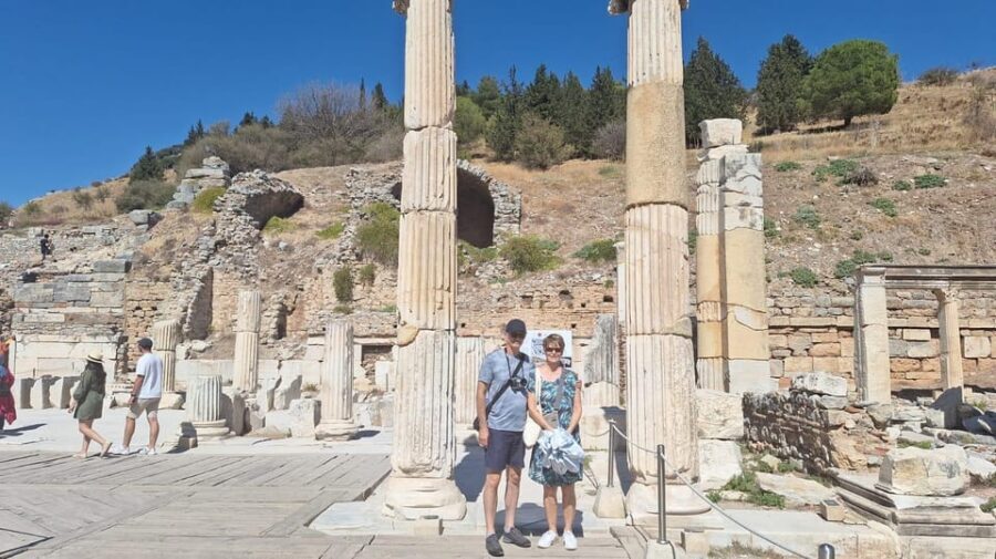 Ephesus Small Group Tour For Cruise Guests - Selçuk Lunch Break (105 Minutes): Included Meal, Real Recovery Time