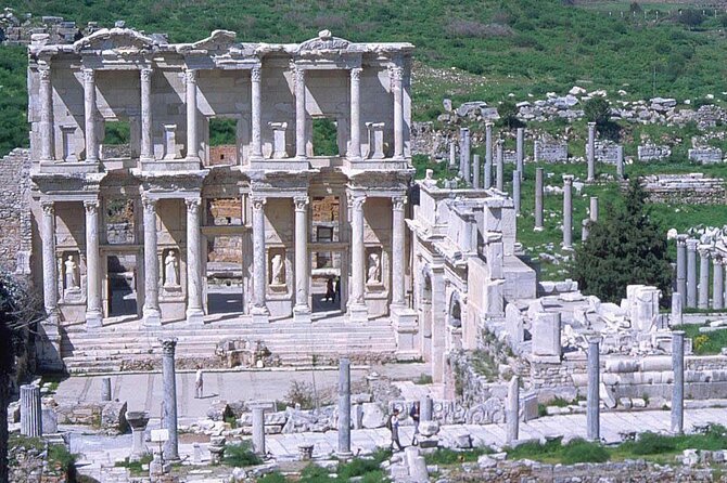 Explore history with Ephesus tour and relax with Turkish Bath! - The Guide Factor: Why Luis-Style Storytelling Matters