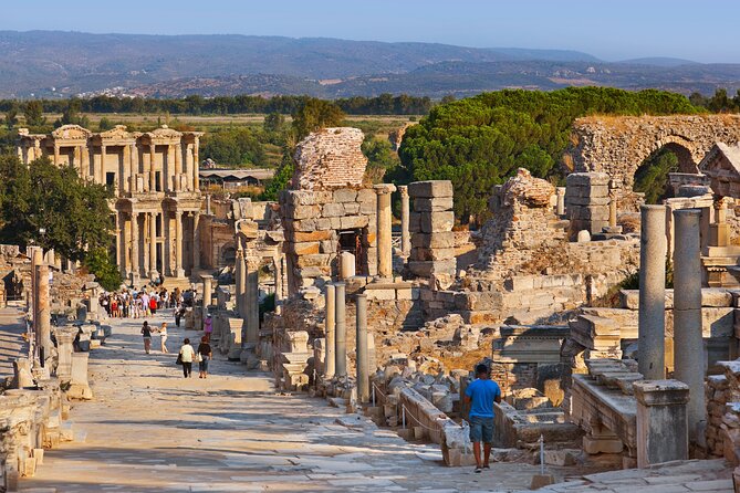 FOR CRUISERS: Best-Seller PRIVATE EPHESUS TOUR from Kusadasi Port - Terrace Houses of Ephesus: where the mosaics do the talking