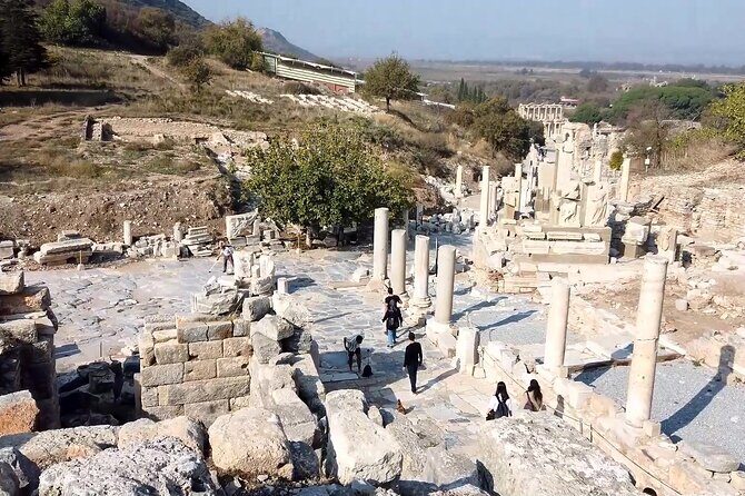 Full Day Ephesus Tour for Cruise Passengers - Meryemana (Virgin Mary’s House): a different pace from the ruins