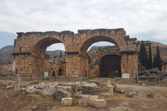 Full-day Pamukkale and Hierapolis Tour from Selcuk or Kusadasi - Group tour feel: max 20, English offered, and guides who answer questions