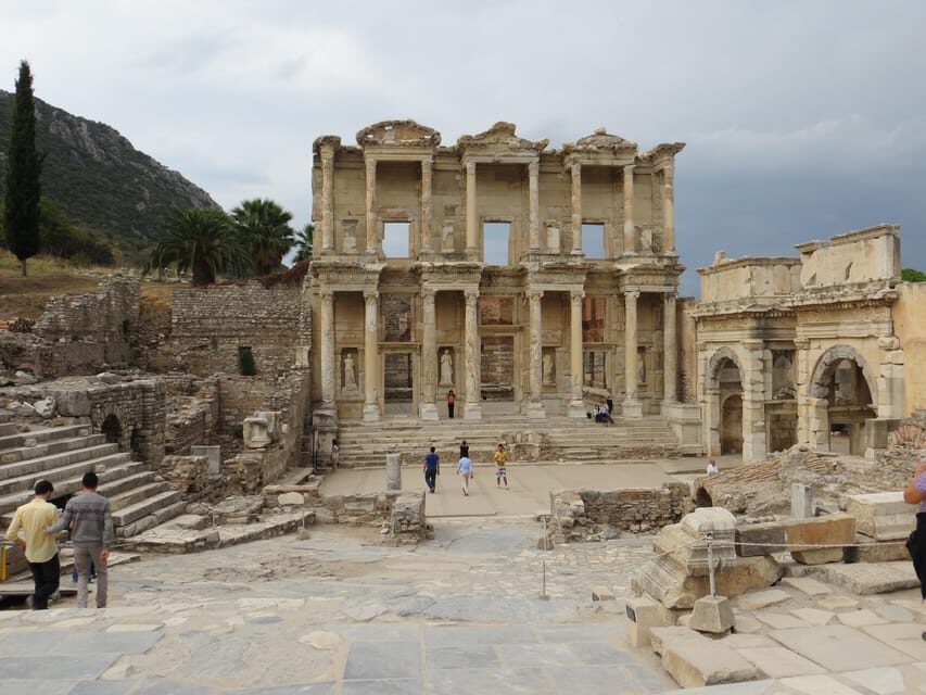 Guided Icmeler Ephesus Tour w/ Breakfast & Lunch - Temple of Artemis: why this Seven Wonders ruin still feels huge