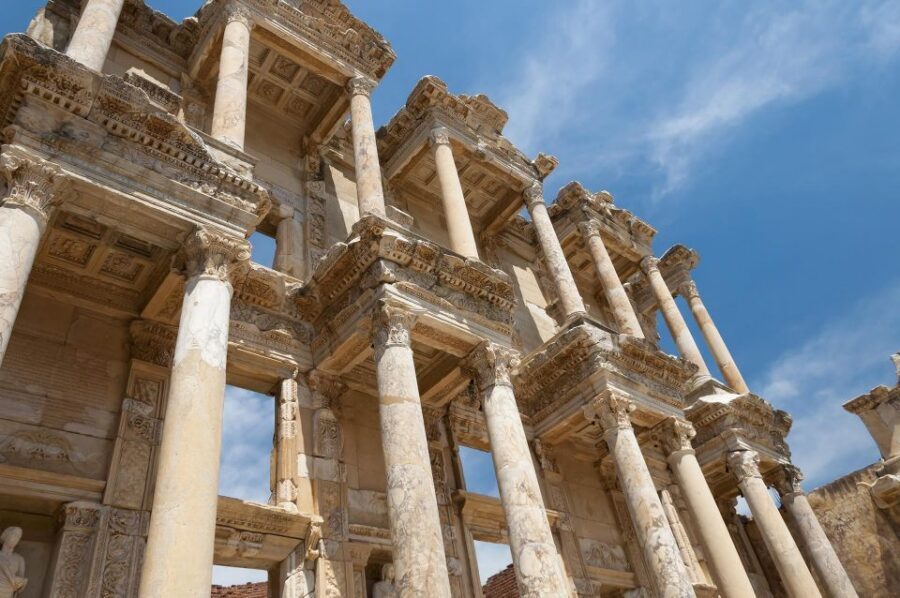 Kusadasi: Ephesus & House of Virgin Mary Fully Guided Tour - House of the Virgin Mary: A Different Pace Outside Ephesus