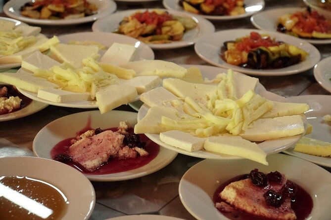 Kusadasi Selcuk Ephesus Gourmet and Street Food Tour - Kusadasi to Selçuk: a food-focused route that fits cruise days
