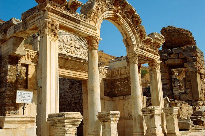Kusadasi Shore Excursion: Private Full-Day Tour to Ephesus, Didyma and Miletus - Getting from Kusadasi port to the ancient world in one smooth ride