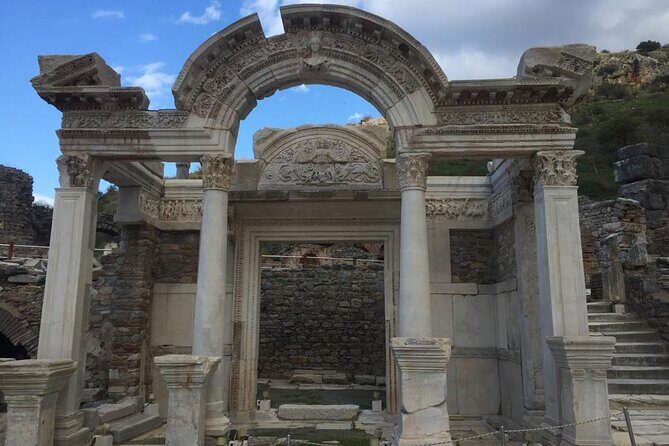 NO HIDDEN FEES : Ephesus 3 to 4 Hours Private & Mini Group Tours - Terrace Houses, Museums, and Extra Stops: What’s Typical vs. Possible