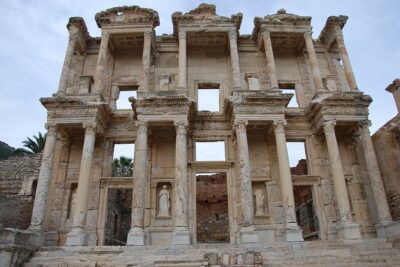 Private Ephesus Shore Excursion From Kusadasi Port - Isa Bey Mosque: A Quiet Architectural Break Between Big Sights