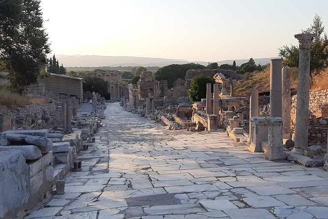Quick-Ephesus Private Tour - The monuments that anchor your walk (Great Theatre, Library, Hadrian’s Temple)