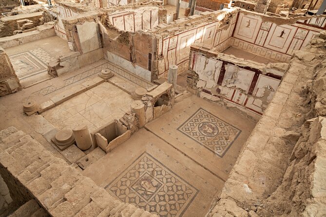 SKIP-THE-LINE: BEST OF EPHESUS PRIVATE TOUR with Lunch & ENTRY - Temple of Artemis and Kusadasi Castle: short stops, good photo payoff