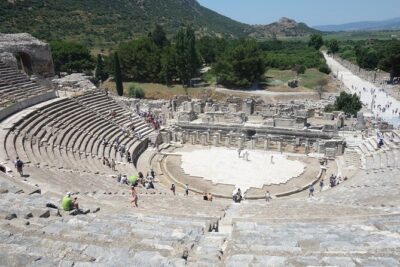 Skip The Line: Private Best of Ephesus Tour with Lunch - Stop 1: Meryemana (The Virgin Mary House) and the Mountain-Top Feeling
