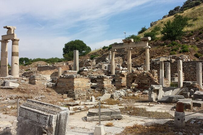 SKIP THE LINE - Private Guided Ephesus Tour - Temple of Artemis: The Ruins That Still Do the Job
