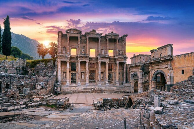 Small Group Ephesus Full Day Tour with Lunch + Entry Fees - Guides: what makes the difference here