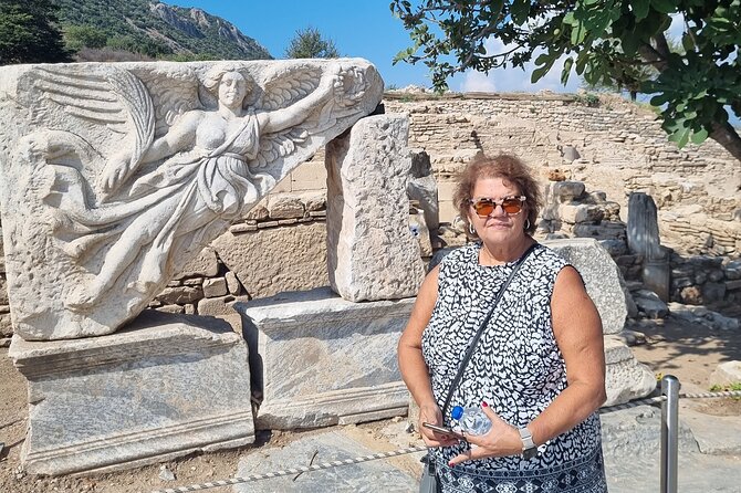 Small Group(MAX 12)EPHESUS&HOUSE OF VIRGIN MARRY TOUR FORCRUISERS - Selçuk break: shops, local food options, and a short reset
